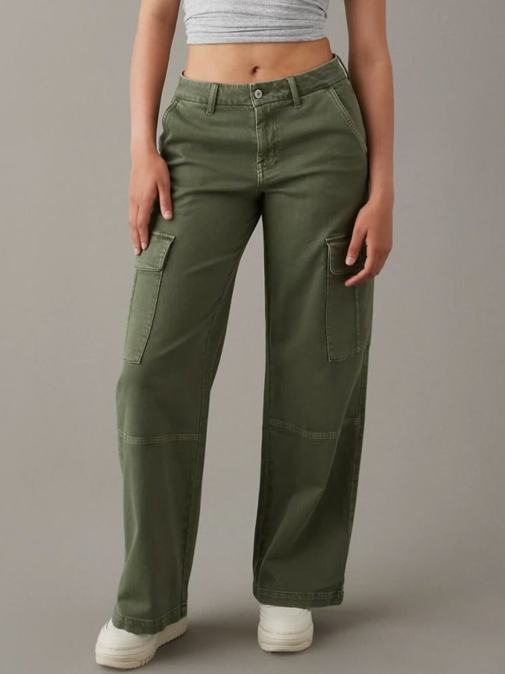 AE Women's Curvy High-Waisted Baggy Wide-Leg Cargo Pant in Olive Green 12 Long
